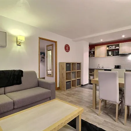 Bel Pmr Avec Piscine Et Spa, 6 Pers, Au Pied Des Pistes - Fr-1-455-234 Apartment *